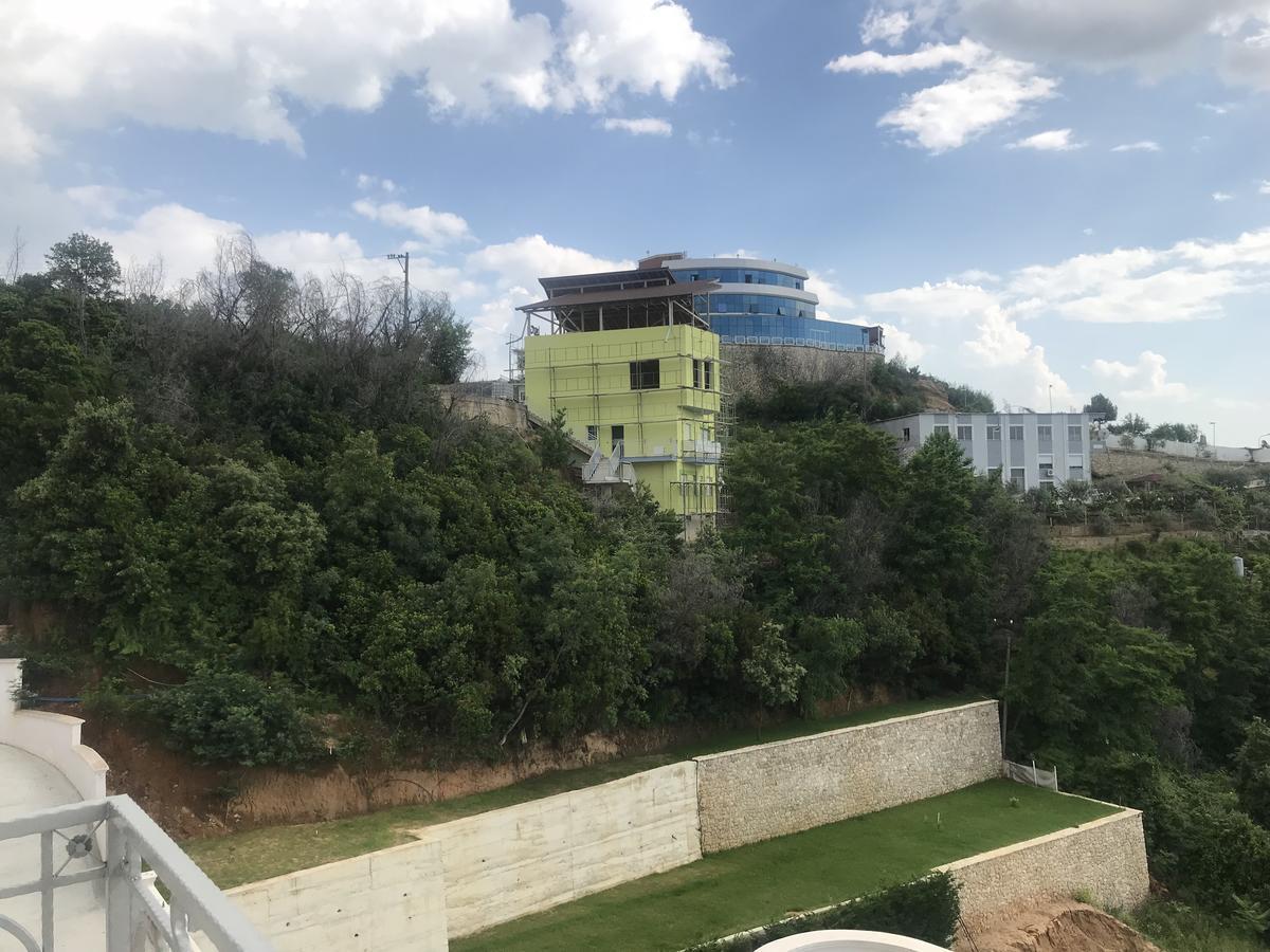Jurgen Resort Tirana Exterior photo