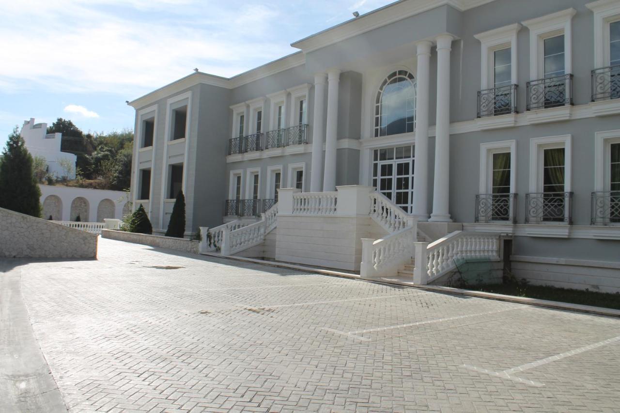 Jurgen Resort Tirana Exterior photo